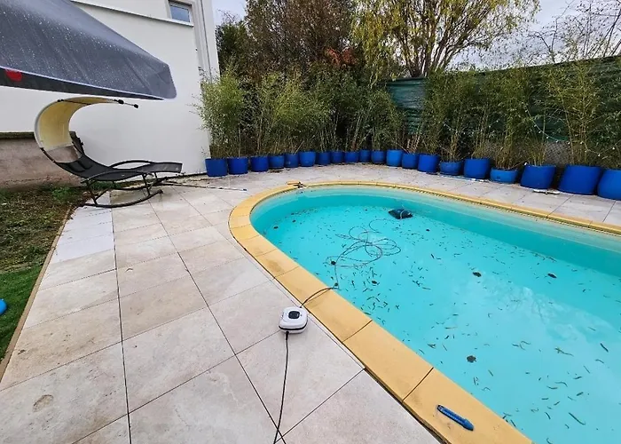 Le Petit Petit Paradis *